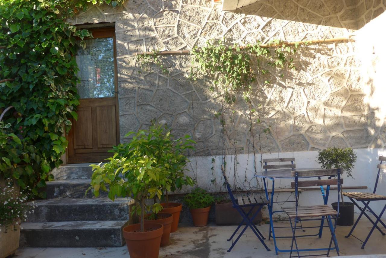 Bed and Breakfast La Colline Bleue Banne Esterno foto